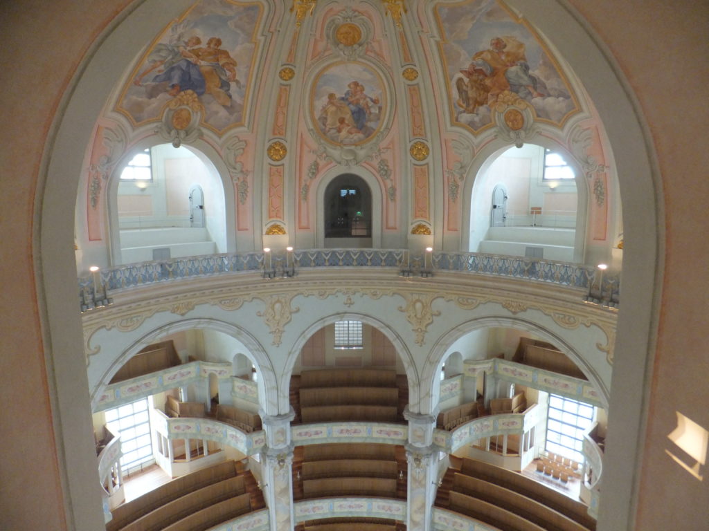 Blick ins Innere der Kirche