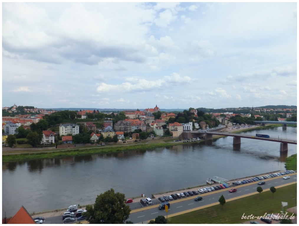 Blick-über-Meißen und die Elbe -bei-der-Turmführung